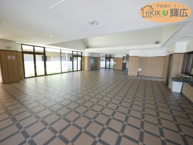 【エントランス】 | グローバル姫路中地　7階