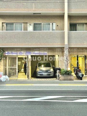 【駐車場】 | アリュージュ南千住 | 敷地内駐車場