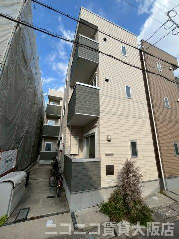 京都市山科区東野狐藪町のアパートの外観
