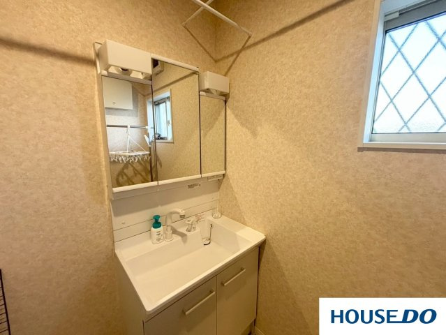 築浅物件　佐野市田沼町の独立洗面台