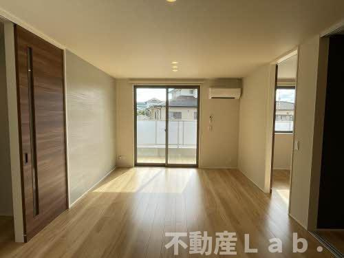 シャーメゾン ルピナスの居間・リビング