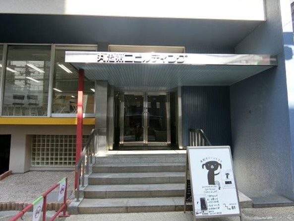 大阪市中央区南本町２丁目の事務所のエントランス