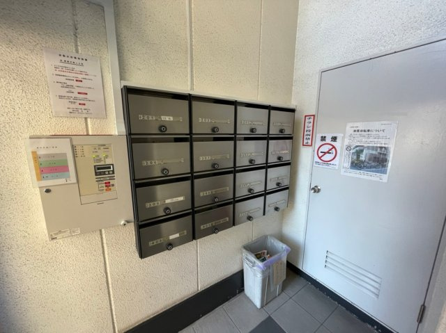 ロータリーマンション古川橋のロビー