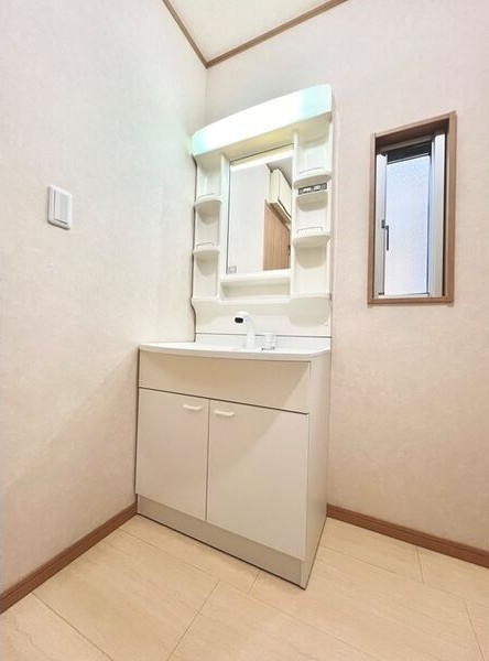 柏森字御字神戸建の洗面所