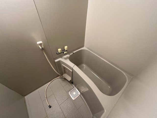 メゾンドハルカの浴室