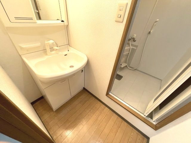 ファミーユイシハラ　の洗面所