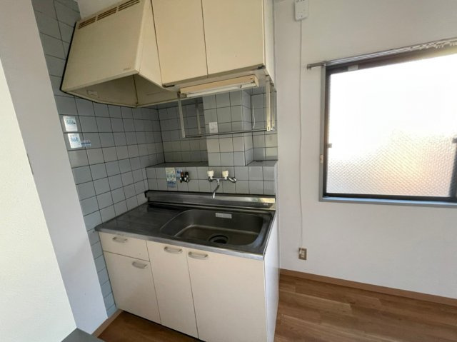 ミスズマンション　のキッチン|(参考)同マンション他部屋の写真