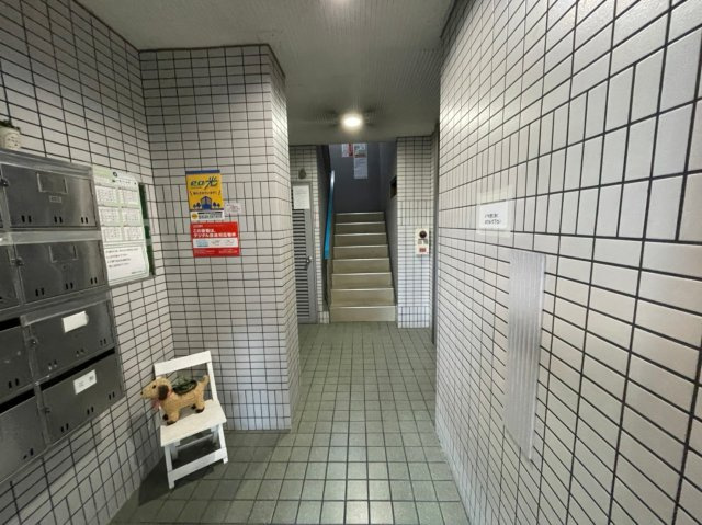 ミスズマンション　のエントランス|(参考)同マンション他部屋の写真