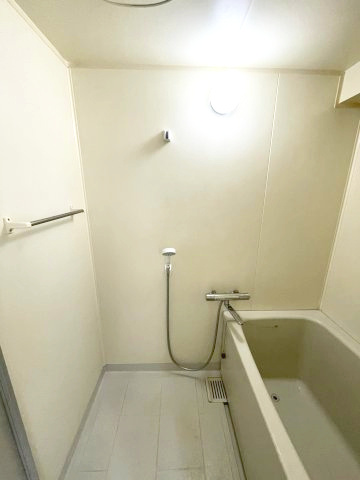 コーポグランディールの浴室|イメージとして同建物他部屋を表示しています