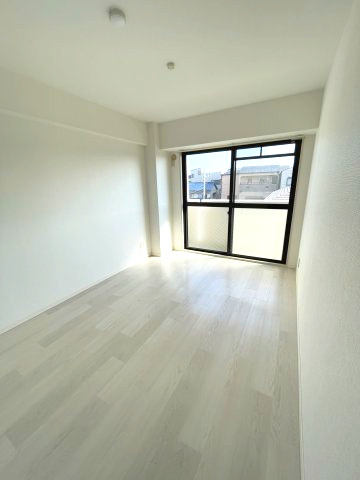 コーポグランディールの洋室|イメージとして同建物他部屋を表示しています