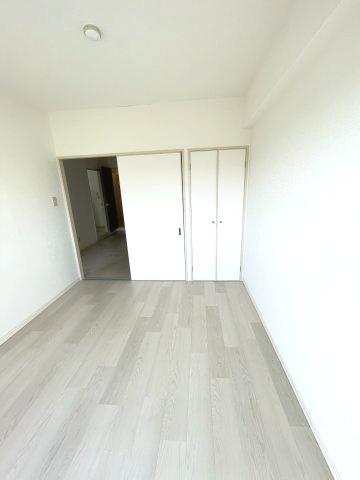 コーポグランディールの洋室|イメージとして同建物他部屋を表示しています