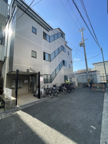 末広マンションの外観