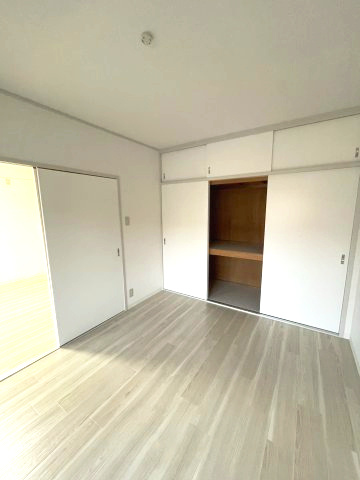 ピュアネスDoiの洋室