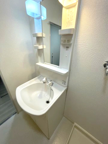 ピュアネスDoiの独立洗面台