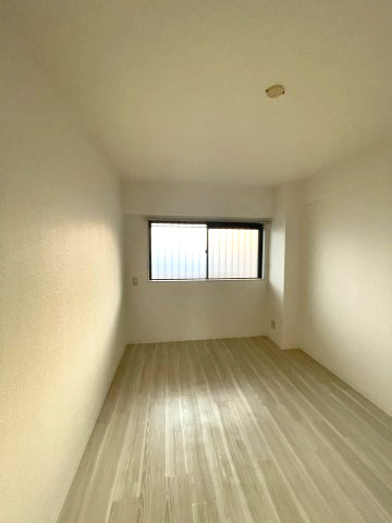 ピュアネスDoiの洋室