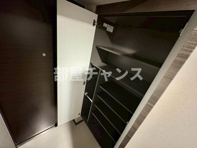 プレサンスロジェ上前津駅前THE RESIDENCEの収納