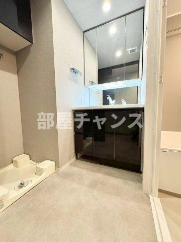 プレサンスロジェ上前津駅前THE RESIDENCEの独立洗面台