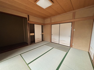【和室】 | 筑西市新治4LDK中古住宅 | 北側洋室とも続き間になっています