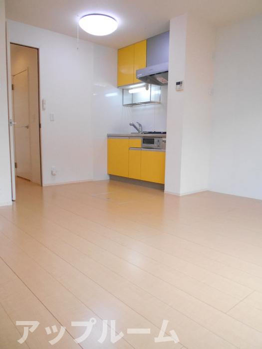 リヴェール不二ガ丘の居間・リビング|洋室