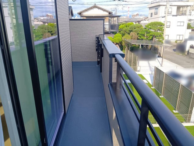 【バルコニー】 | 沼津市本字松下845番 新築建売分譲住宅 建物＋土地 TW06060 | 沼津市本　C号棟　バルコニー　※令和8年9月25日撮影
