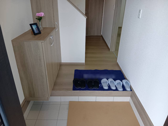 【玄関】 | 沼津市本字松下845番 新築建売分譲住宅 建物＋土地 TW06060 | 沼津市本　C号棟　玄関　※令和8年9月25日撮影