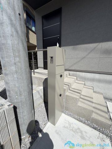 秦野市第2曽屋　新築戸建　全４棟　１号棟の玄関