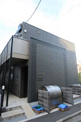 リブリ・MIMUⅢのエントランス