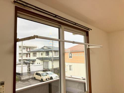 【設備】 | SQUARE35 F棟 | 室内物干し