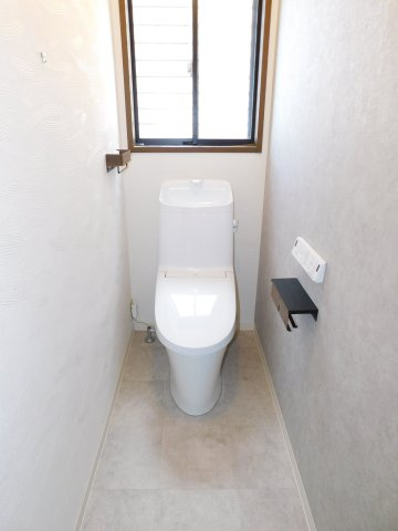 津島市鹿伏兎町上春日台の中古一戸建のトイレ|◇トイレ◇　　トイレ２ヵ所