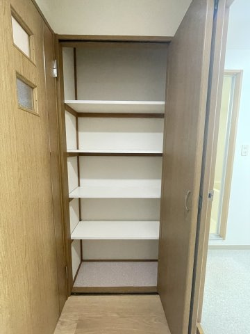 エリセオ毘舎丸の収納