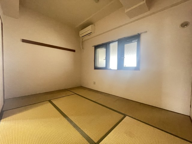 エリセオ毘舎丸の内装