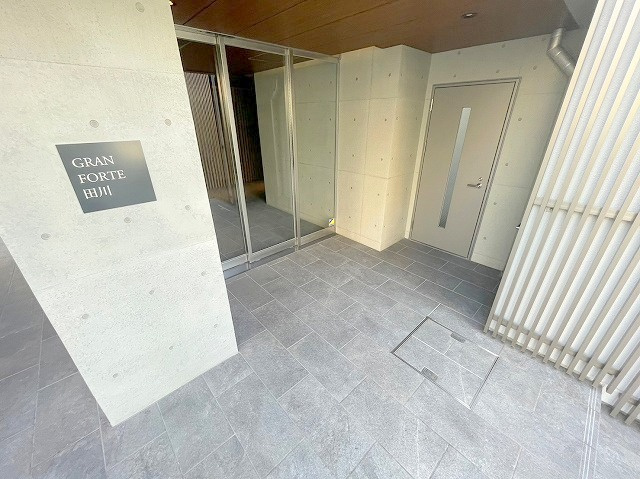 グランフォルテ田川のロビー