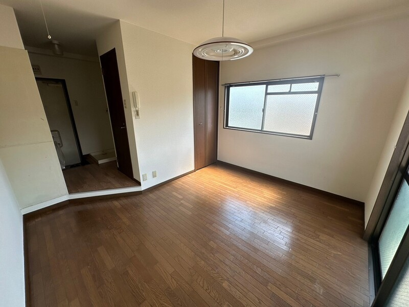 ヴィオス多聞の洋室