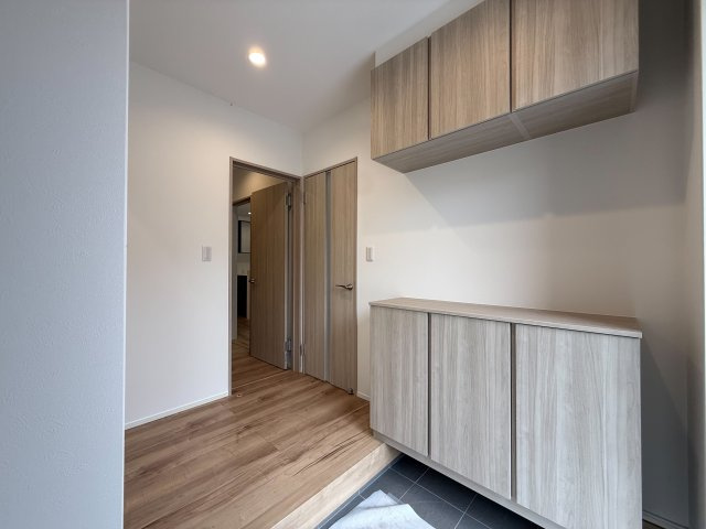 南国市後免町　新築戸建　3号棟　（全3区画）の収納|玄関収納