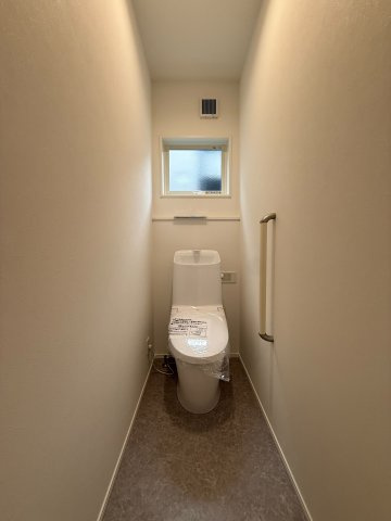 南国市後免町　新築戸建　3号棟　（全3区画）のトイレ|2F　