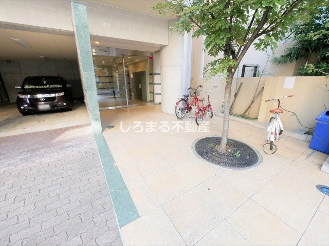 SERENiTE天六西のエントランス