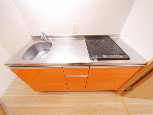 SERENiTE天六西のキッチン