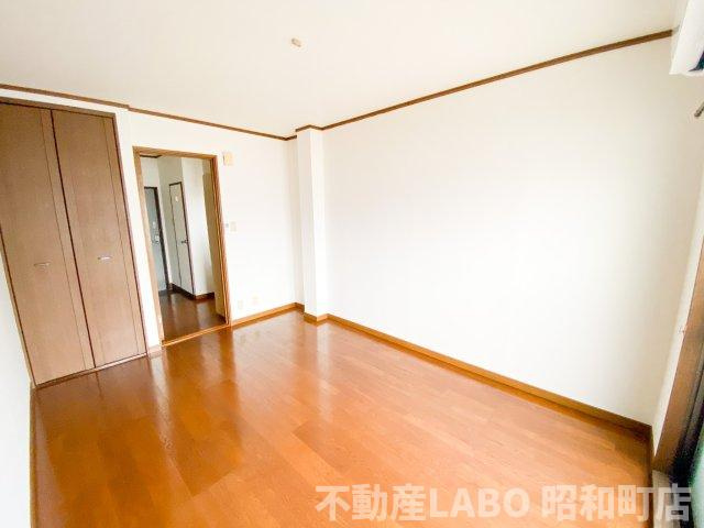 メゾン加美北の居間・リビング