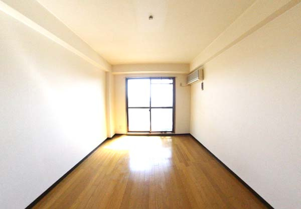 グランアヴニールの居間・リビング|使いやすいリビングです