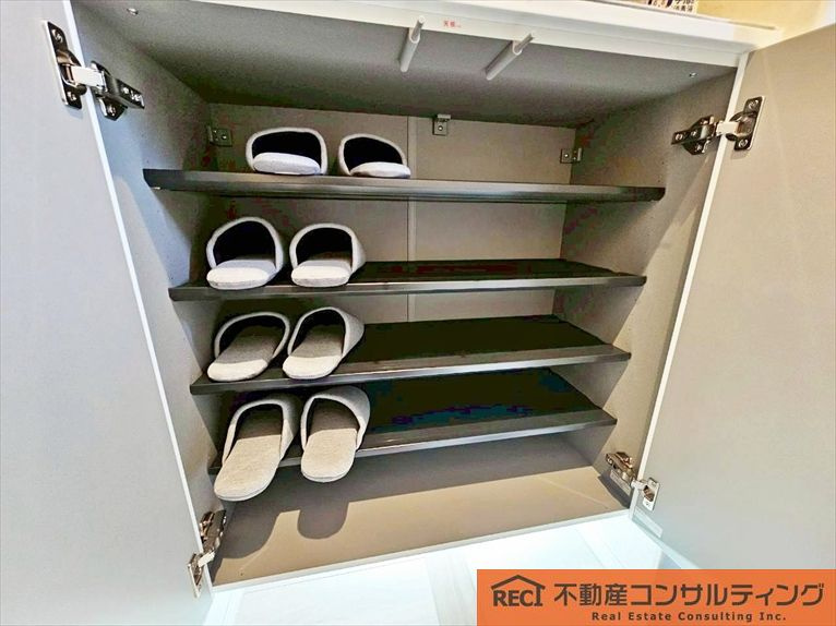 六甲桜丘ハイツの収納