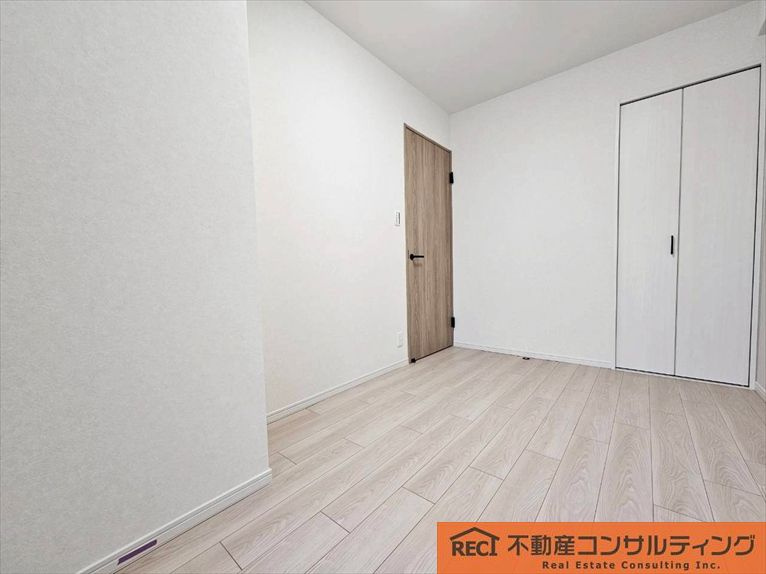 六甲桜丘ハイツの洋室