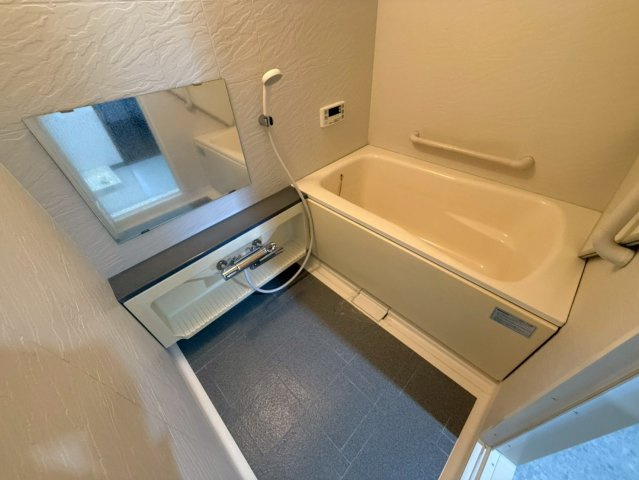 ディアステージ奈良三条の浴室