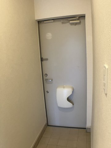 ハーモニー Mの玄関