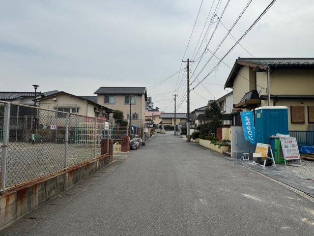  For.M Iーフォルムー小倉南区石田南1丁目1期　【小倉南区　新築戸建て】の前面道路含む現地写真|現地撮影　2026,3,30　 For.M Iーフォルムー小倉南区石田南1丁目1期　【小倉南区　新築戸建て】