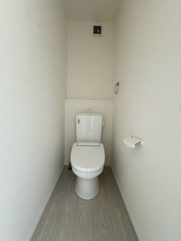  For.M Iーフォルムー小倉南区石田南1丁目1期　【小倉南区　新築戸建て】のトイレ|２階にもトイレ完備で助かります♪　【小倉南区　新築戸建て】