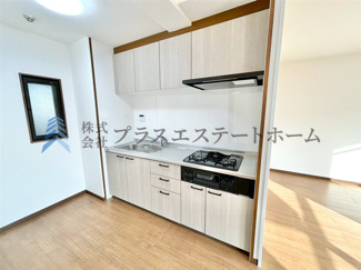 【キッチン】 | リブコート明石相生町 | 綺麗な木目調のキッチンです♪