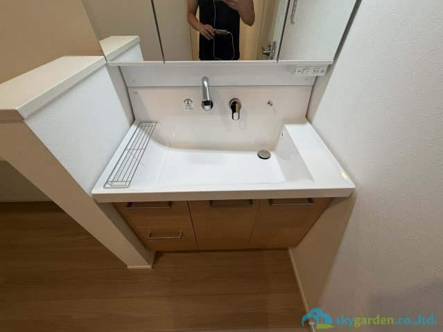 秦野市第2曽屋　新築戸建　全4棟2号棟の独立洗面台