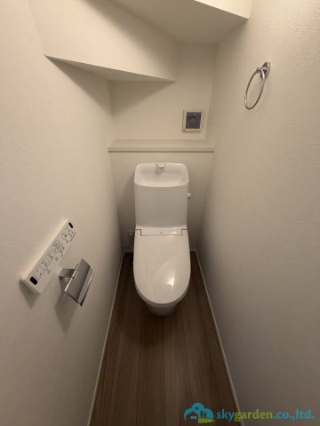 秦野市第2曽屋　新築戸建　全4棟2号棟のトイレ