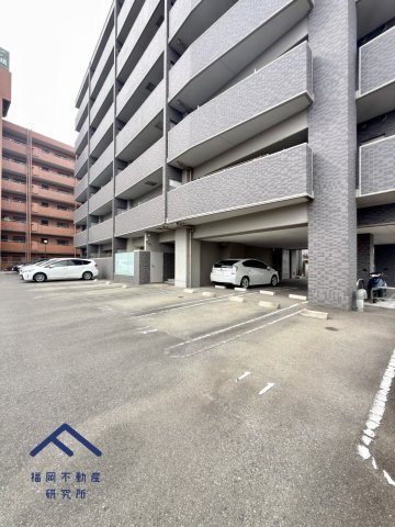 アルファステイツ大橋南の駐車場