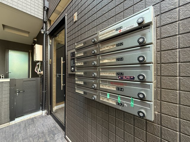 ブライト東住吉のエントランス